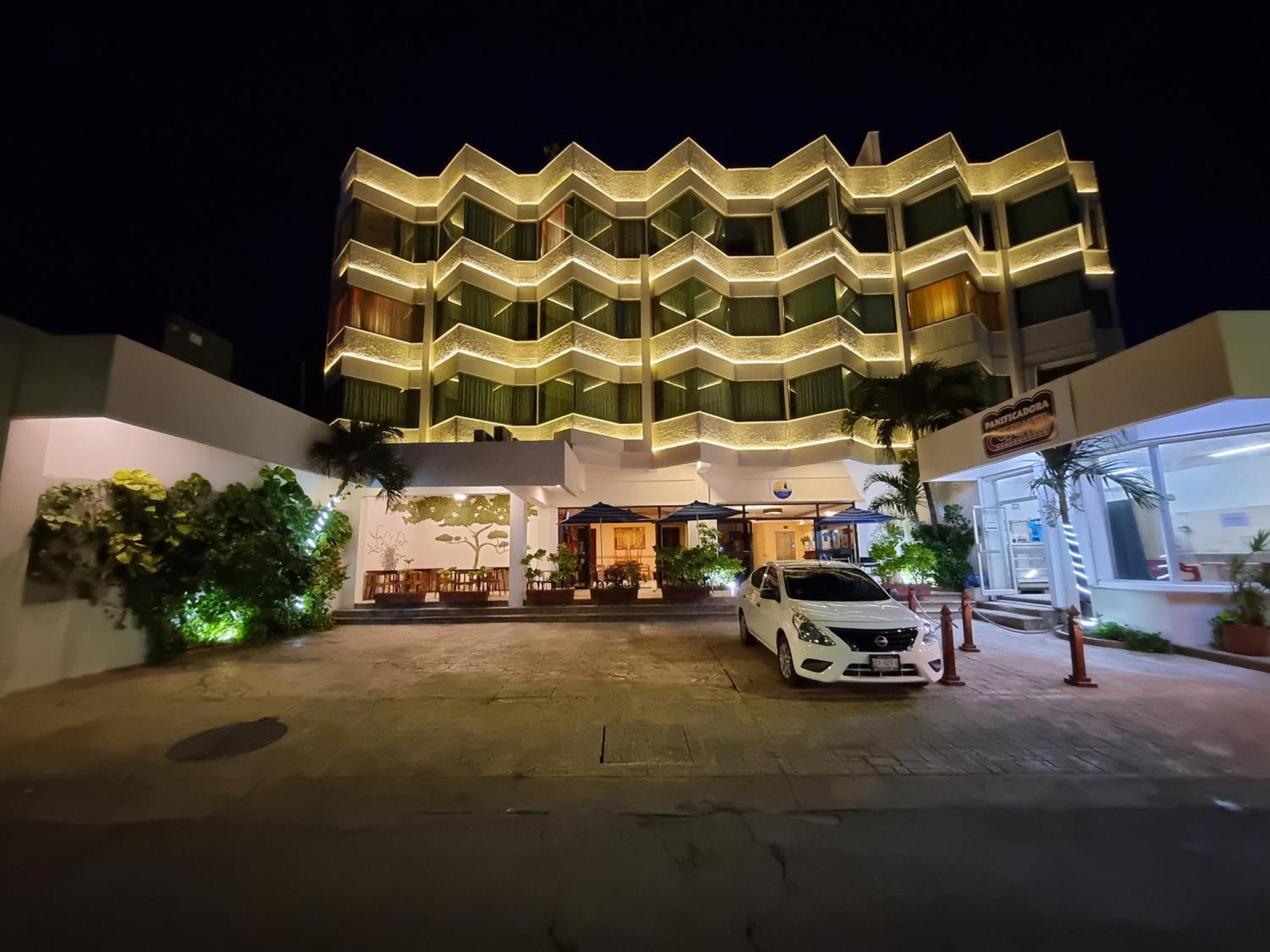 Hotel Plaza Cozumel Exterior foto